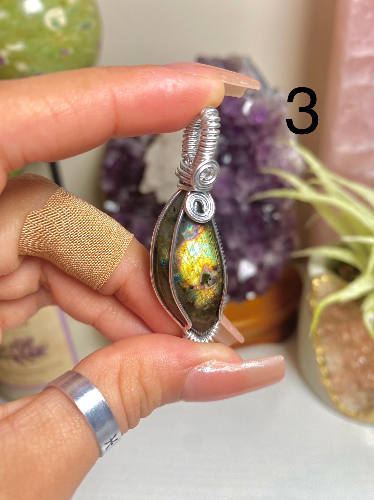 Labradorite pendants (pick your own)