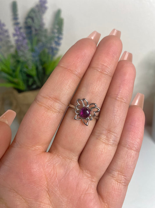 Garnet butterfly ring (size adjustable)